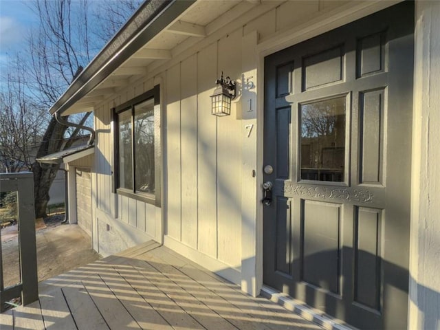 view of property entrance