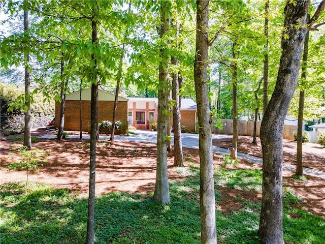 view of yard featuring fence