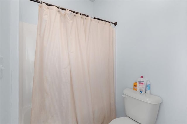 1612 Nations Trl, Riverdale, GA 30296 - full bath with toilet and a shower with shower curtain