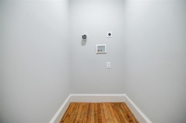 2007 Mount Vernon Pl, Dunwoody, GA 30338 - laundry area with electric dryer hookup, hookup for a washing machine, and wood finished floors