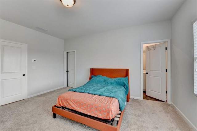 bedroom featuring carpet floors