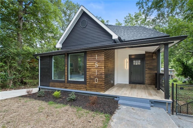 view of front of house with a porch