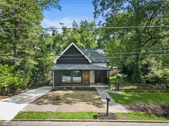 1510 Mims St SW, Atlanta, GA 30314 - view of front of home featuring fence and a shingled roof