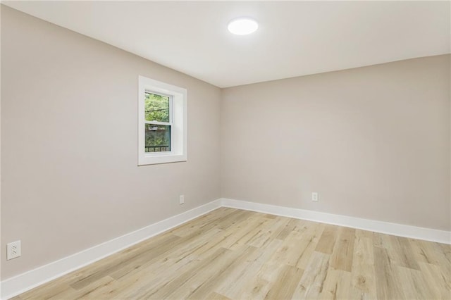 1510 Mims St SW, Atlanta, GA 30314 - spare room with baseboards and light wood-type flooring