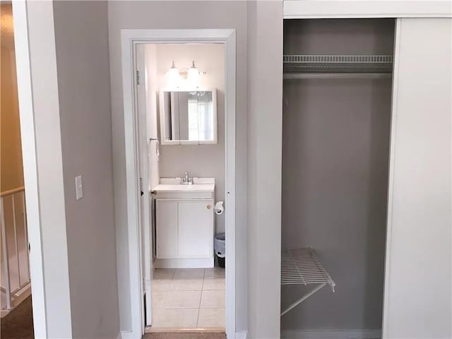 6658 Ramsgate Way, Norcross, GA 30093 - closet with a sink
