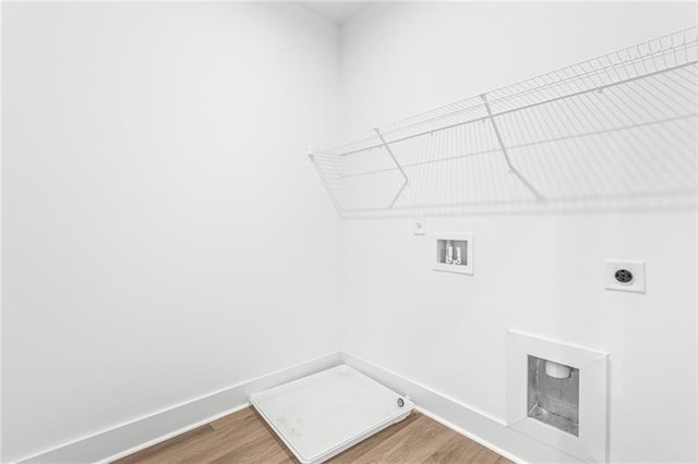 490 Hammons Way, Atlanta, GA 30315 - washroom with hookup for an electric dryer, hookup for a washing machine, and wood finished floors