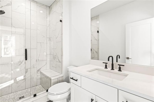 490 Hammons Way, Atlanta, GA 30315 - full bath featuring a shower stall and vanity