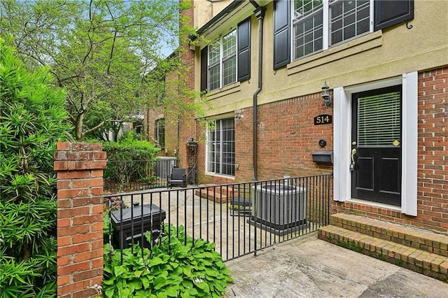1634 Ponce De Leon Ave NE Unit 514, Atlanta, GA 30307 - entrance to property featuring brick siding