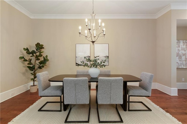 385 Windy Pines Trl, Roswell, GA 30075 - dining room featuring a chandelier, wood finished floors, baseboards, and crown molding