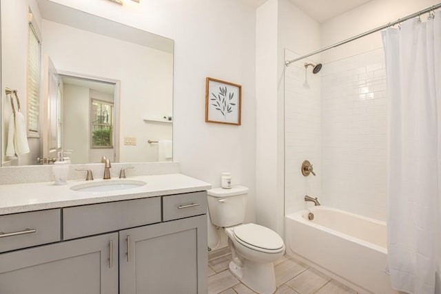 1216 Virginia Ct NE Unit 8, Atlanta, GA 30306 - bathroom with toilet, vanity, and shower / bathtub combination with curtain