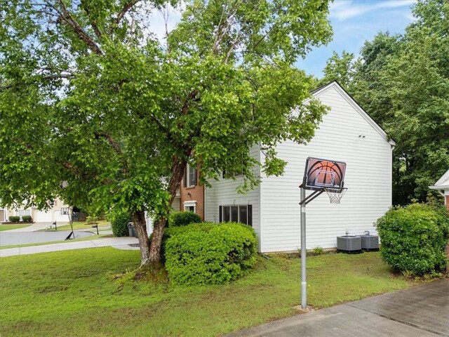 10795 Glenbarr Dr, Johns Creek, GA 30097