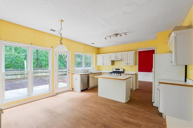 10795 Glenbarr Dr, Johns Creek, GA 30097