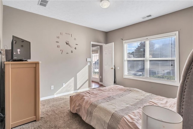 bedroom with carpet flooring