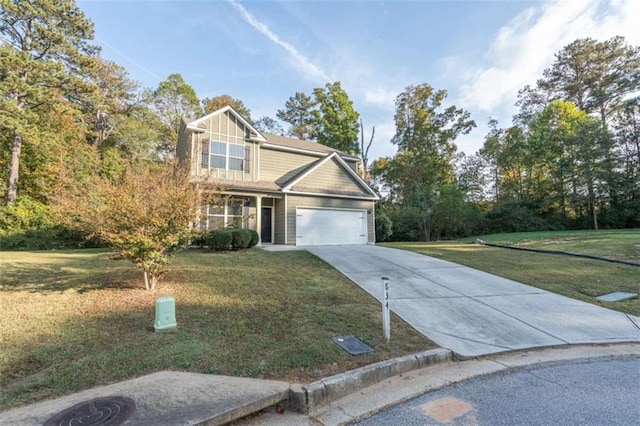 view of front of home featuring a front lawn