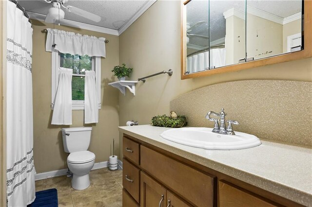 full bathroom featuring ceiling fan, crown molding, baseboards, tile patterned floors, and toilet