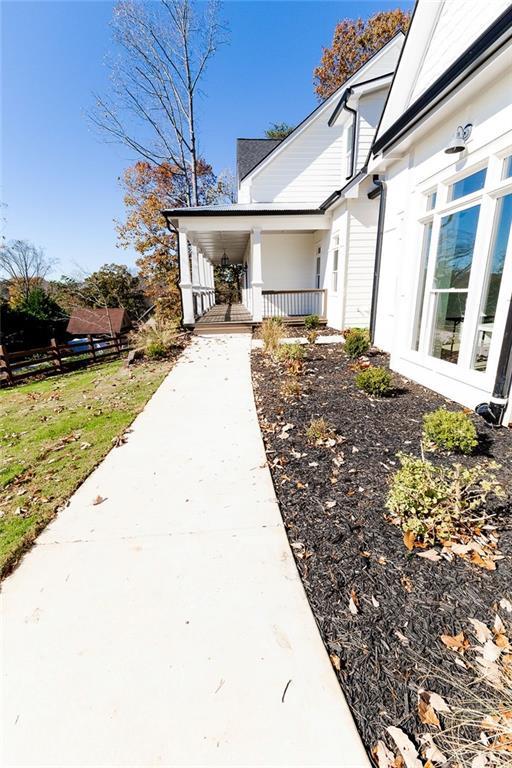 exterior space featuring a porch