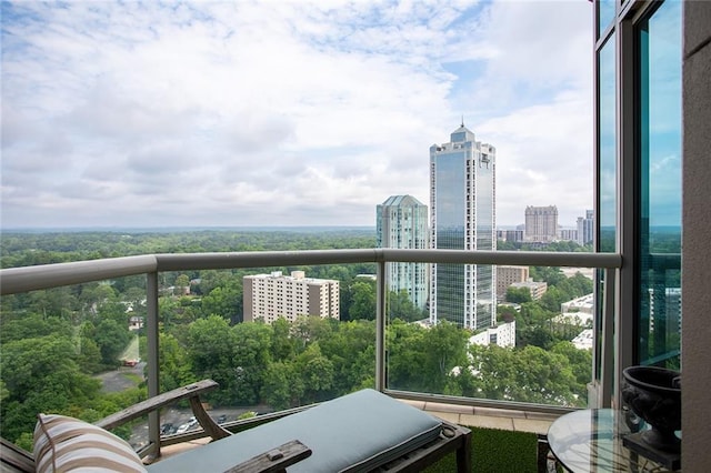 2795 Peachtree Rd NE Unit 2101, Atlanta, GA 30305 - balcony with a city view
