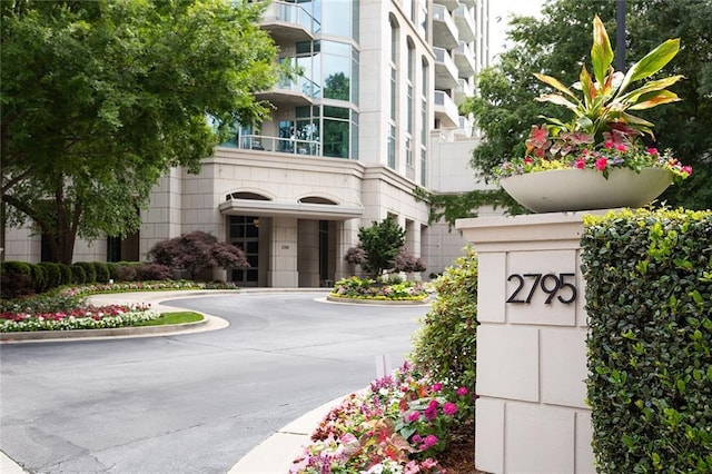 2795 Peachtree Rd NE Unit 2101, Atlanta, GA 30305 - view of community sign
