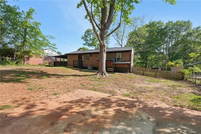 view of yard featuring fence