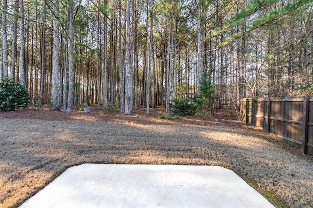 view of yard featuring fence