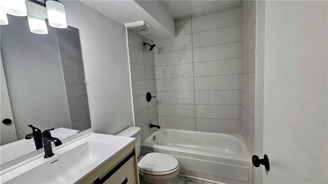2388 Lawrenceville Hwy Unit D, Decatur, GA 30033 - bathroom featuring washtub / shower combination, toilet, and vanity