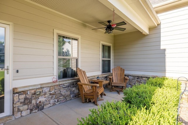 386 Summersong Pl, Talmo, GA 30575 - view of patio with a ceiling fan