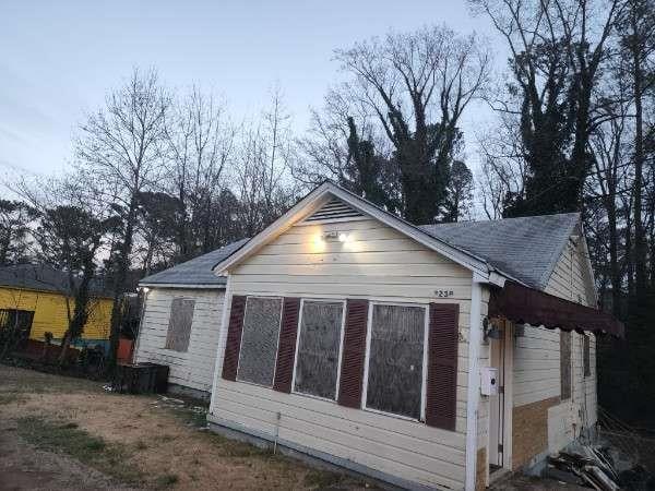 view of side of property