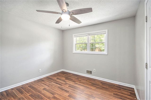 155 S Meadowcliff Cir, Carrollton, GA 30116