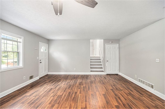155 S Meadowcliff Cir, Carrollton, GA 30116