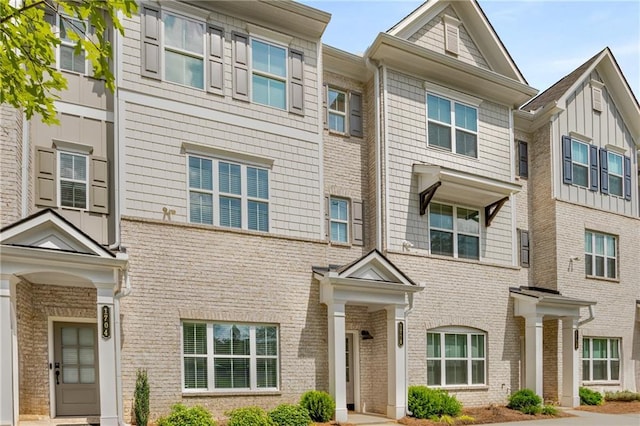 view of townhome / multi-family property