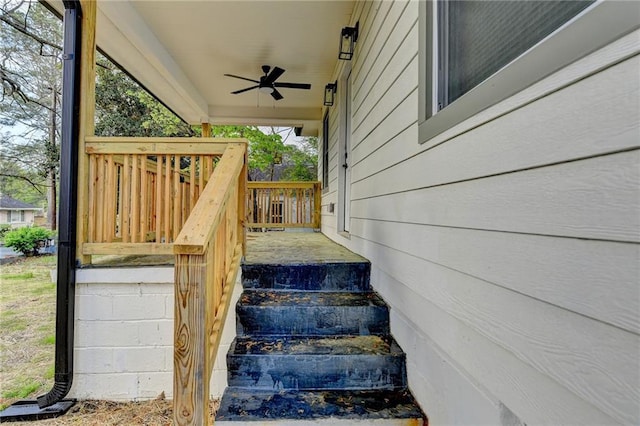 538 Center Hill Ave NW, Atlanta, GA 30318 - view of staircase
