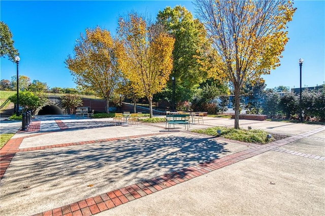 1976 Deco Dr, Kennesaw, GA 30144 - view of property's community