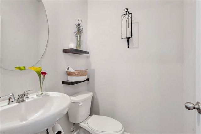 36 Mead Ct, Hoschton, GA 30548 - bathroom featuring a sink and toilet