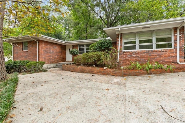 view of front of property with a patio