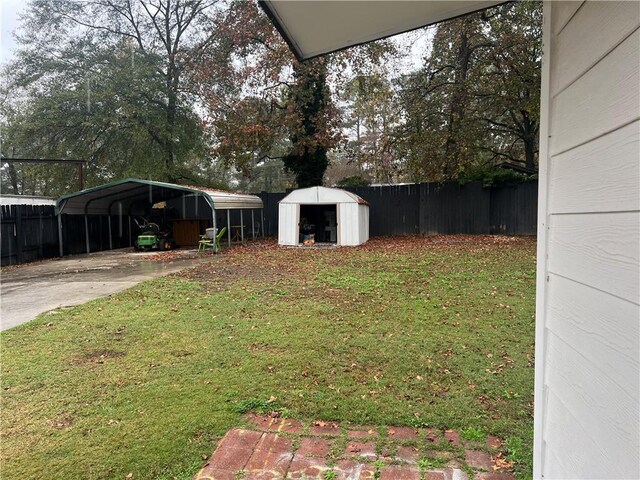 1506 Ravenel Rd, Conley, GA 30288 - view of yard with a detached carport