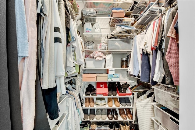 2176 Pine Lake Rd, Hiawassee, GA 30546 - view of walk in closet