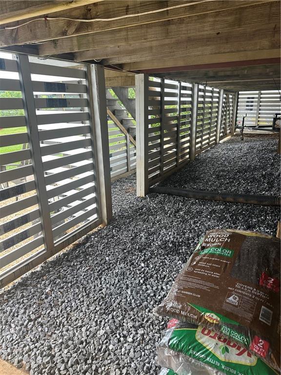 2176 Pine Lake Rd, Hiawassee, GA 30546 - detailed view of stairway