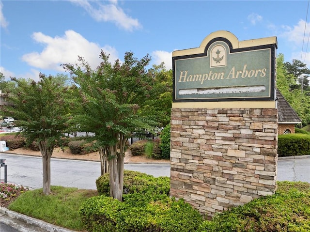 717 Beaufort Cir, Duluth, GA 30096 - view of community sign