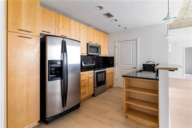 3324 Peachtree Rd NE Unit 2518, Atlanta, GA 30326 - kitchen featuring appliances with stainless steel finishes, dark countertops, light brown cabinetry, light wood finished floors, and tasteful backsplash