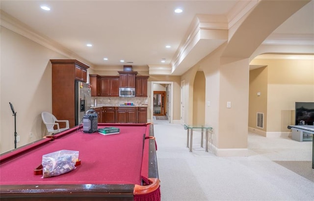 playroom with crown molding, light carpet, and pool table