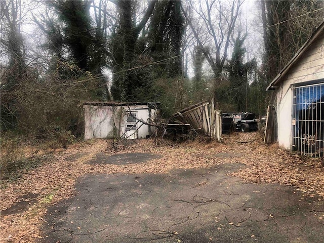 702 Emily Pl Unit 0, Atlanta, GA 30318 - view of yard featuring a shed