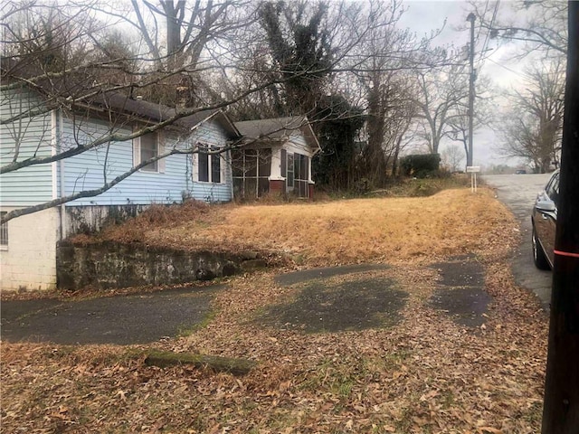702 Emily Pl Unit 0, Atlanta, GA 30318 - view of side of home