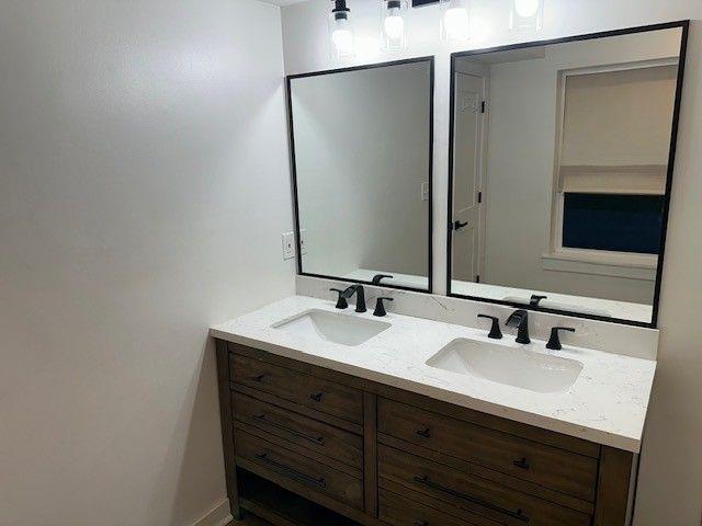 1360 Bethany Ct, Alpharetta, GA 30004 - bathroom with double vanity