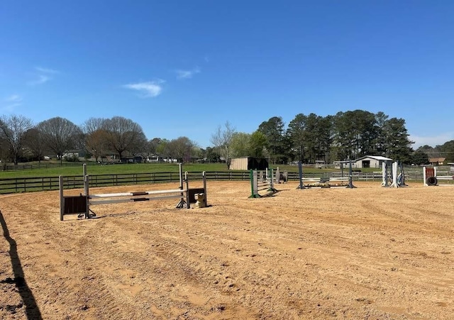 view of property's community featuring a rural view