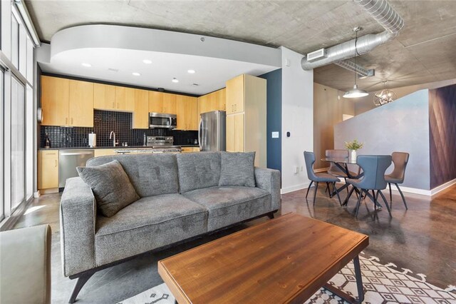 923 Peachtree St NE Unit 1625, Atlanta, GA 30309