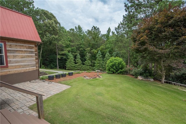 view of yard with a patio