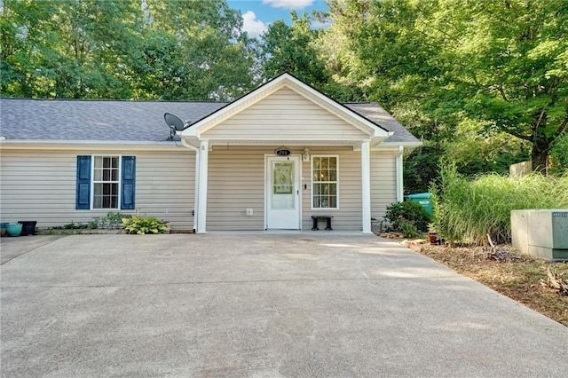 209 Jacobs Way, Jasper, GA 30143 - ranch-style house with driveway and a shingled roof