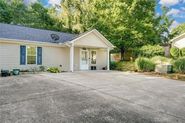 209 Jacobs Way, Jasper, GA 30143 - ranch-style house with roof with shingles and concrete driveway