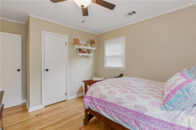 3110 Springdale Park Cir, Gainesville, GA 30506 - bedroom featuring wood finished floors, ornamental molding, baseboards, and ceiling fan