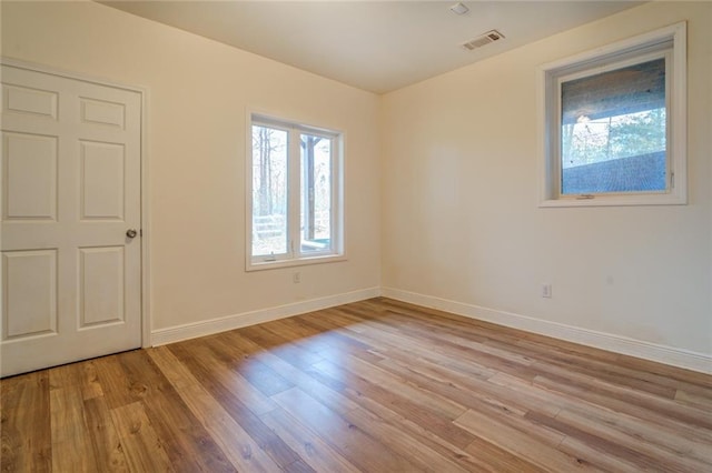 empty room featuring light hardwood / wood-style flooring